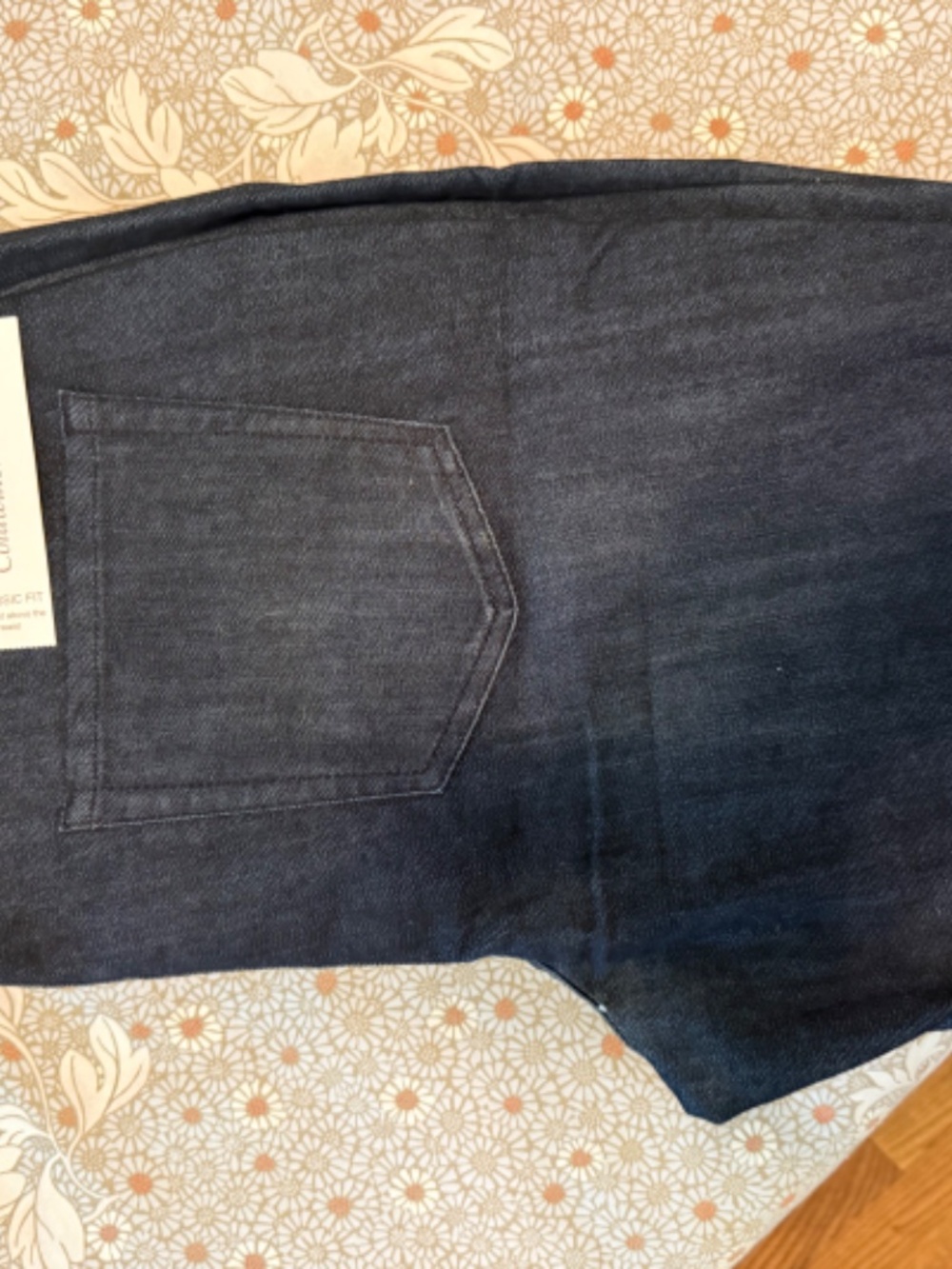 NWT Coldwater Creek Classic Fit Booted Leg Dark Wash Jeans size 12 - Picture 6 of 9